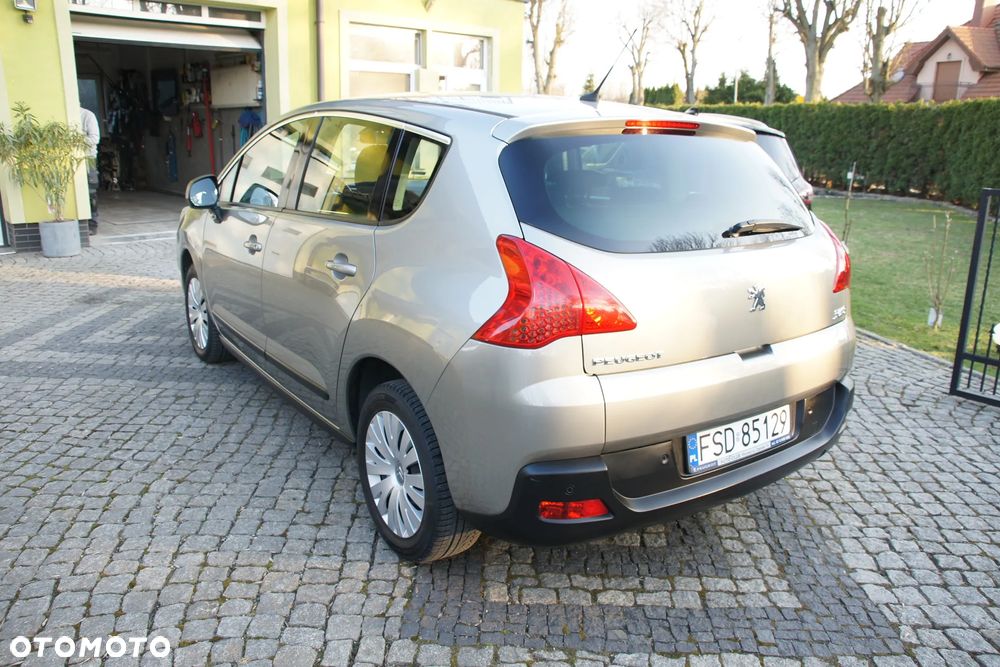 Peugeot 3008 HDi FAP 110 Platinum - 28