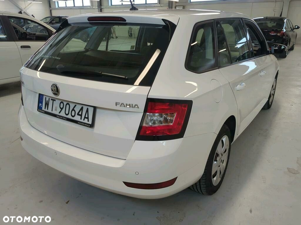 Skoda Fabia 1.0 TSI Ambition - 3