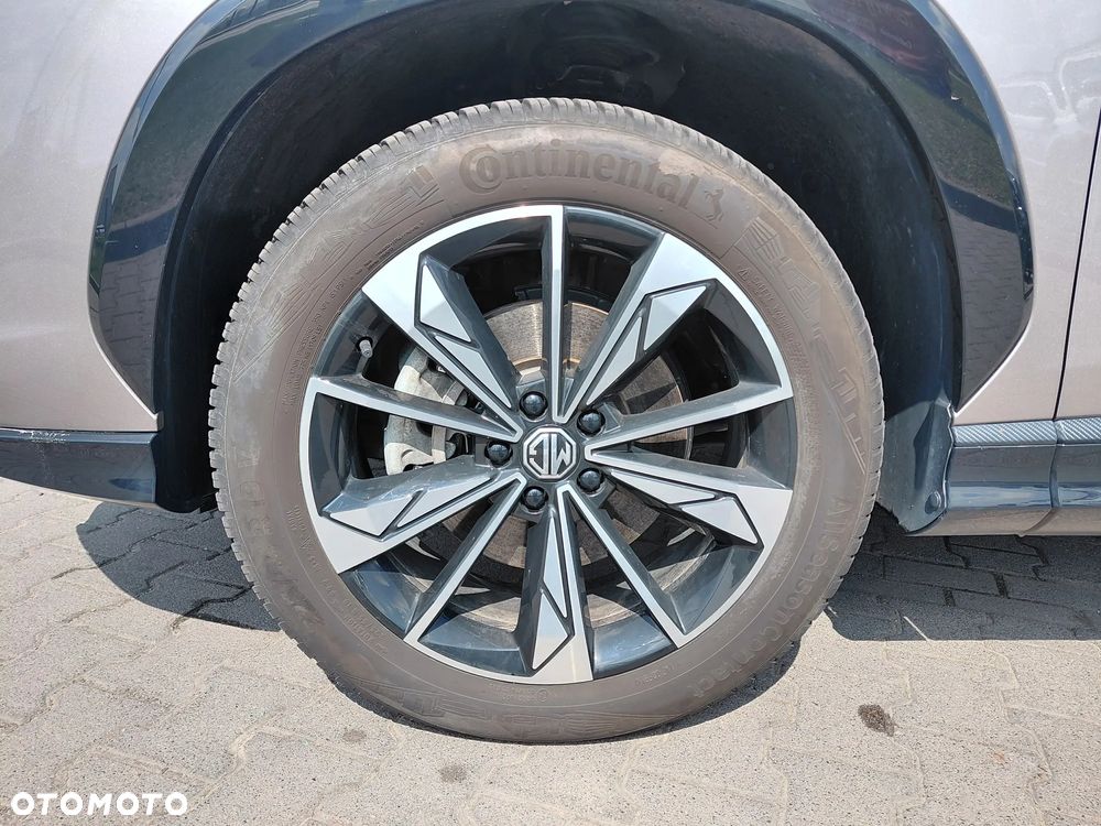 MG HS 1.5 T-GDI Excite DCT - 25