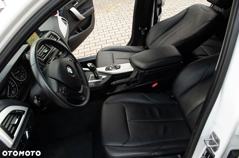 BMW Seria 1 118d Edition M Sport Shadow - 34