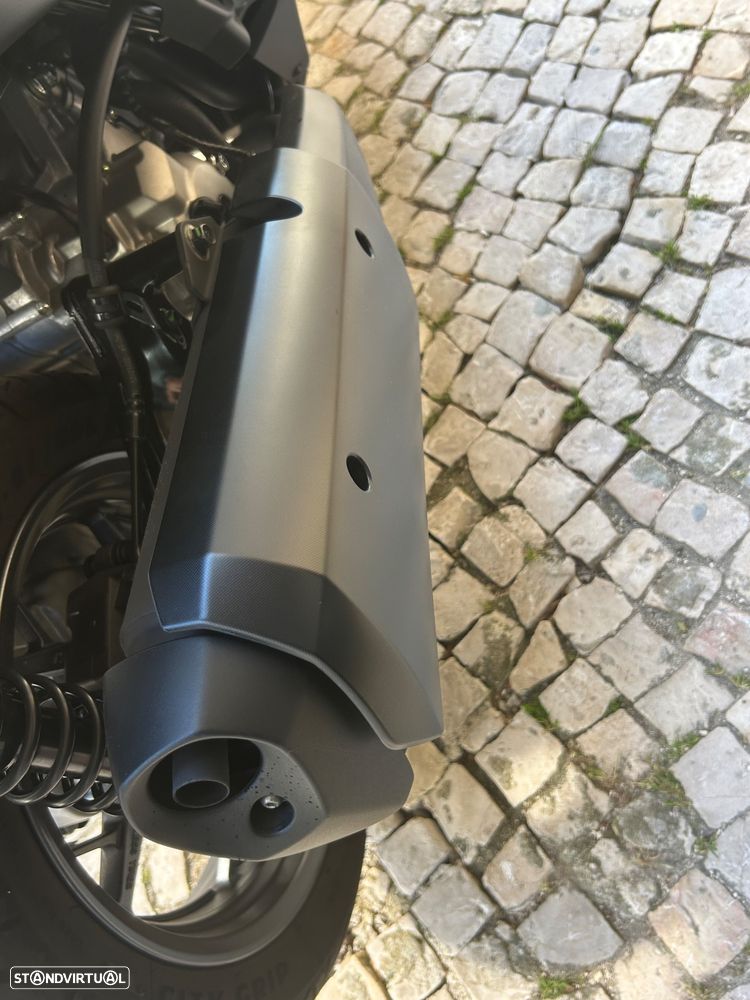 Yamaha X-Max Tech Max - 10
