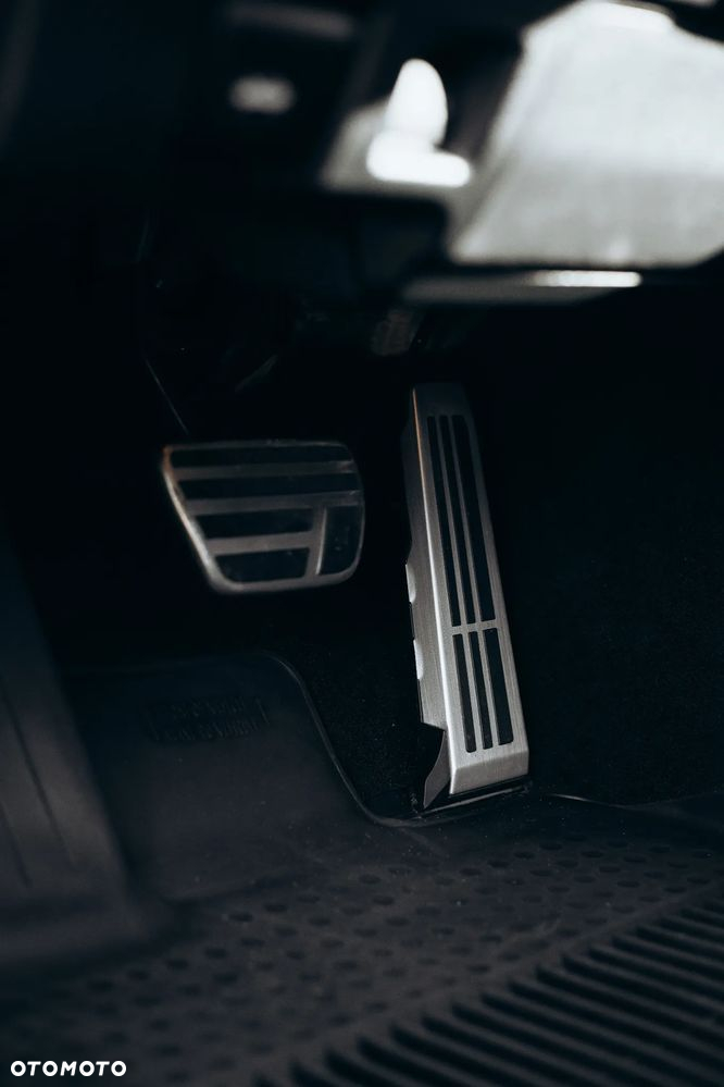 Lexus IS - 27