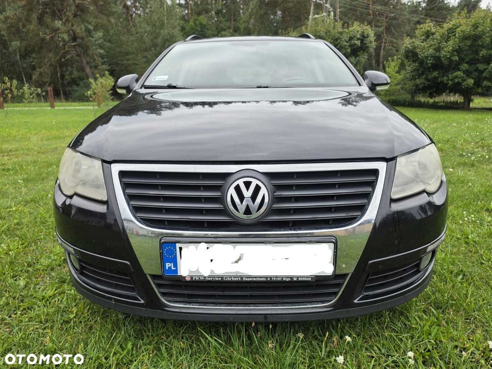 Volkswagen Passat - 2