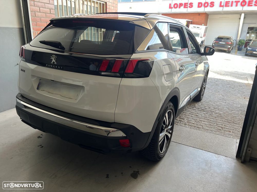 Peugeot 3008 PureTech 130 Stop & Start GPF EAT8 Allure - 8
