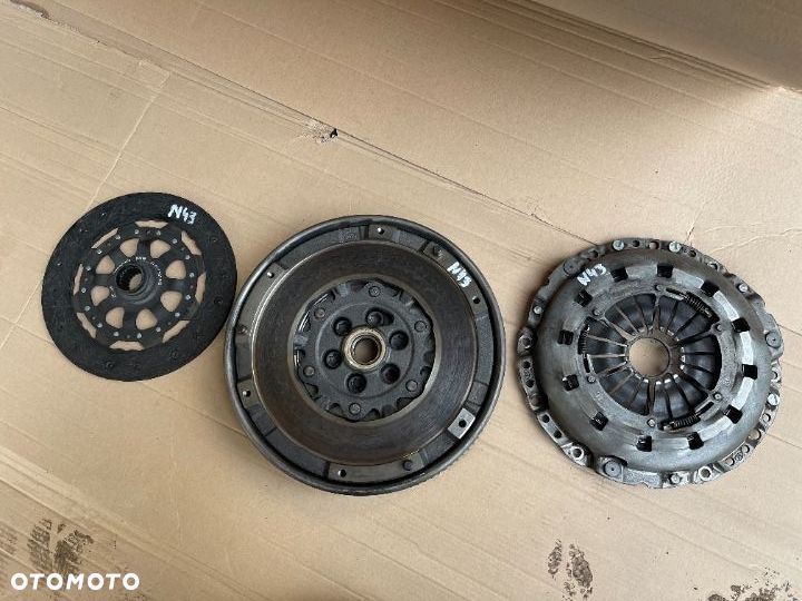 Dwumas sprzęgło docisk zestaw Bmw N43 318i 520i 118i 120i