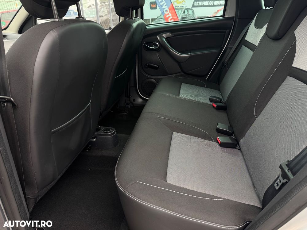 Dacia Duster SCe 115 4x2 Laureate - 12