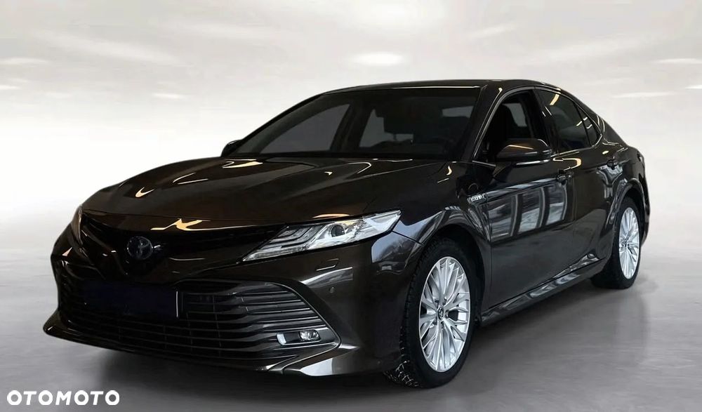 Toyota Camry Executive - 1