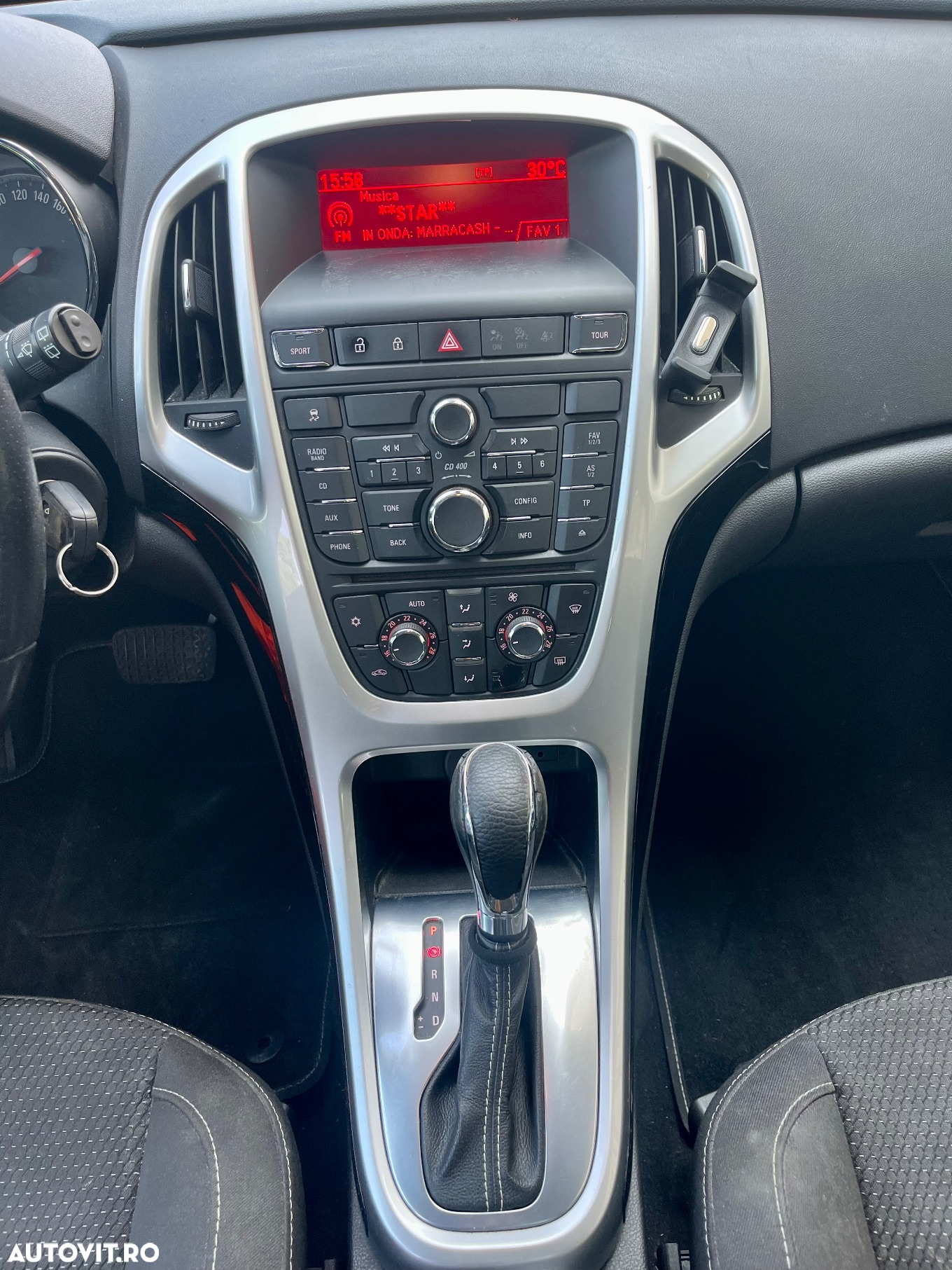 Opel Astra Sports Tourer 2.0 CDTI ECOTEC Cosmo Aut. - 11