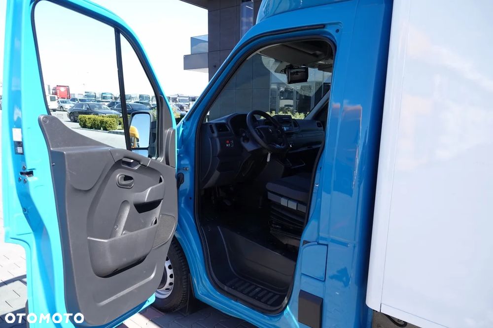 Renault MASTER / KONTENER / WINDA DHOLLANDIA - 750 KG / DMC: 3500 KG / SPROWADZONY - 23