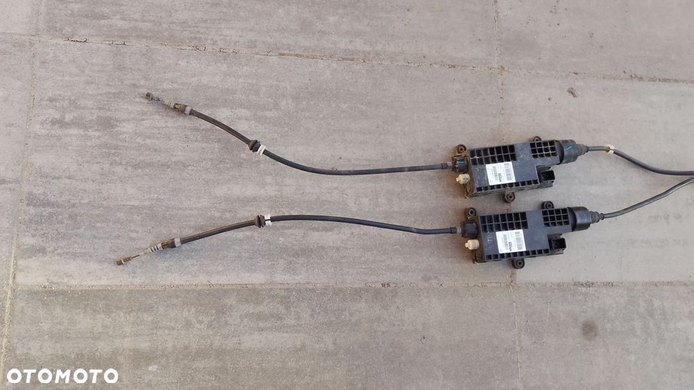 MERCEDES A447 HAMULEC RĘCZNY MECHANIZM A4479068700 - 4