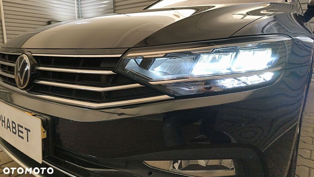 Volkswagen Passat 2.0 TSI Elegance DSG - 33