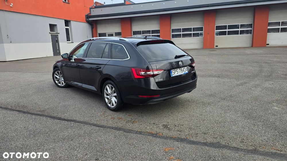 Skoda Superb 2.0 TSI Style DSG - 4