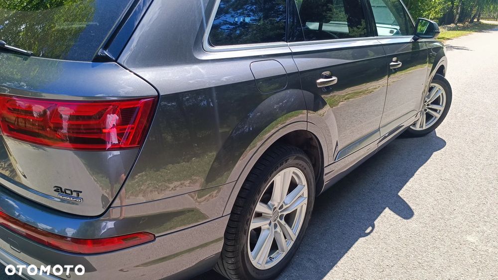 Audi Q7 - 4
