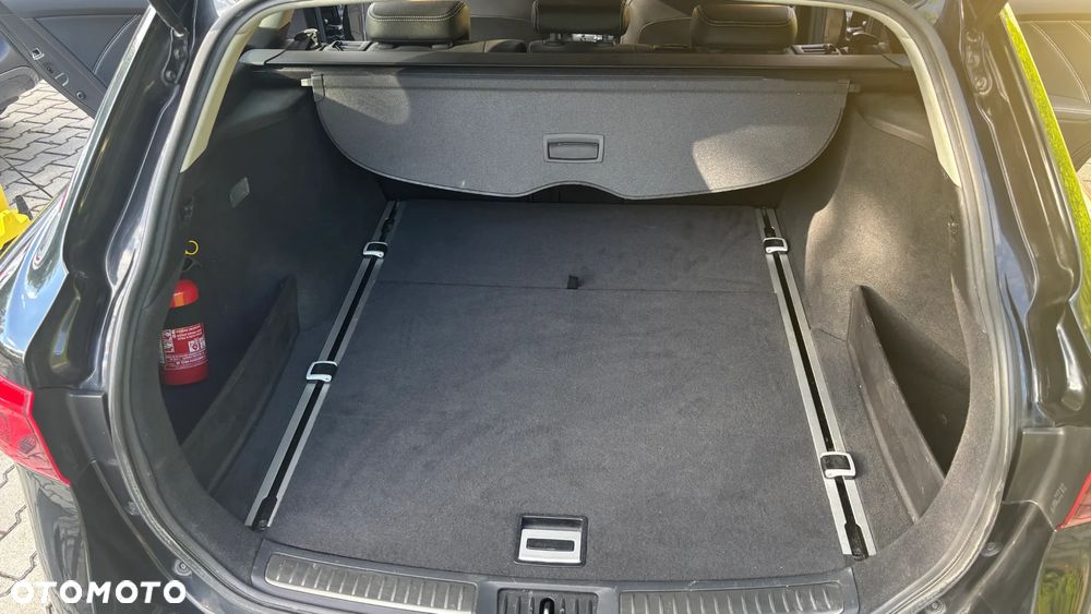 Toyota Avensis 1.8 Premium MS - 23
