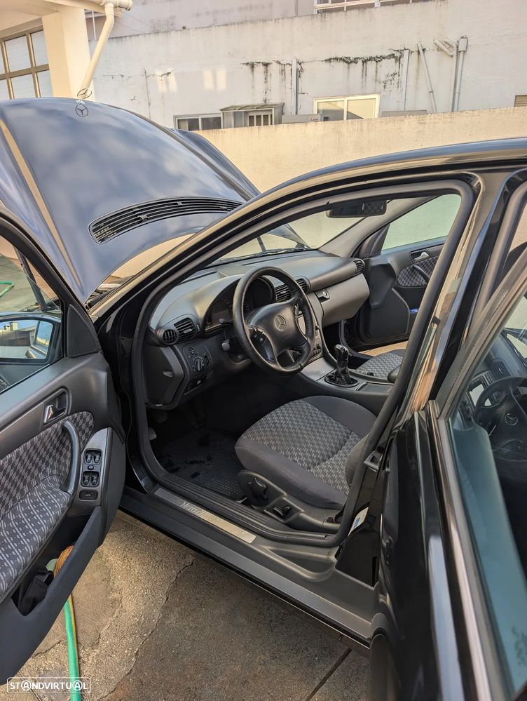 Mercedes-Benz C 220 CDI Avantgarde DPF - 5