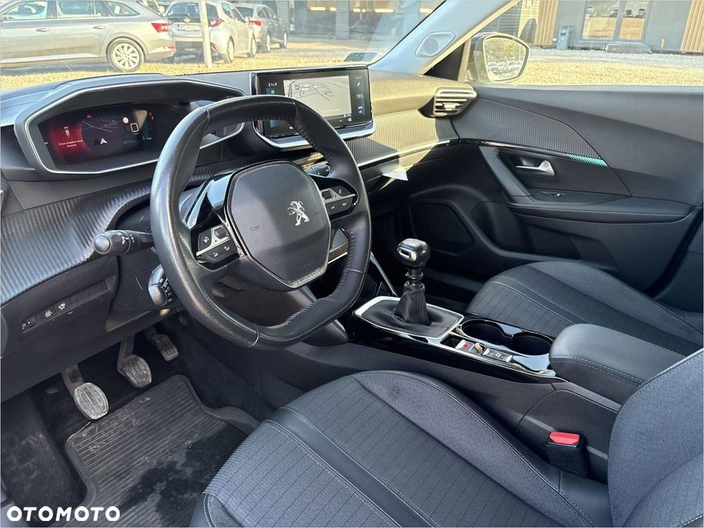 Peugeot 2008 1.2 PureTech Active Pack S&S - 10