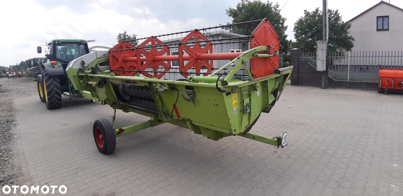 Claas Medion 330 - 30