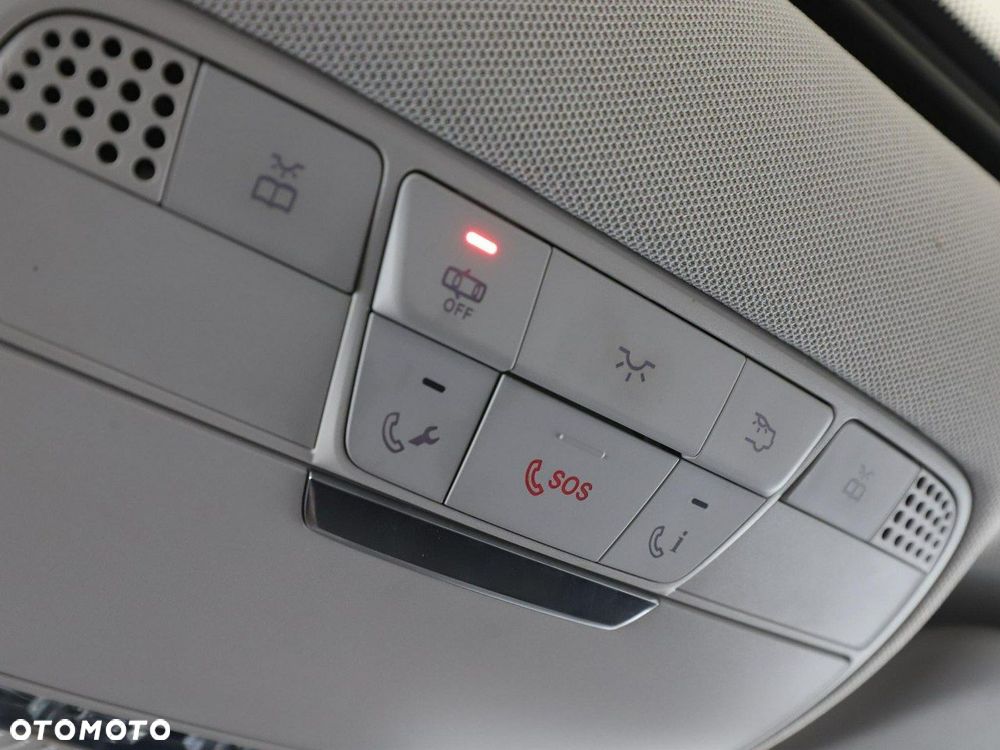 Mercedes-Benz Klasa E 220 d 4-Matic All-Terrain - 39