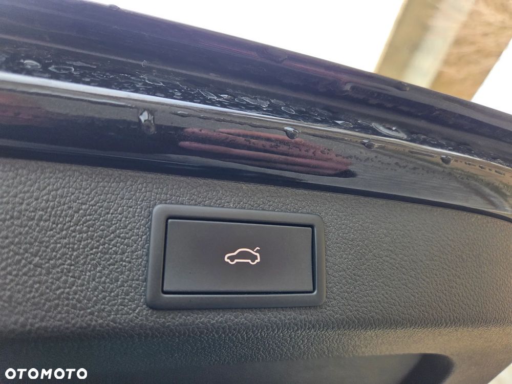 Skoda Superb 2.0 TDI SCR Sportline DSG - 12