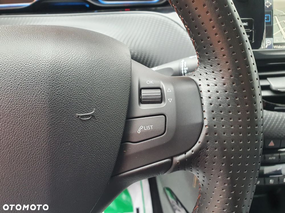 Peugeot 2008 PureTech 110 Stop&Start Crossway - 23
