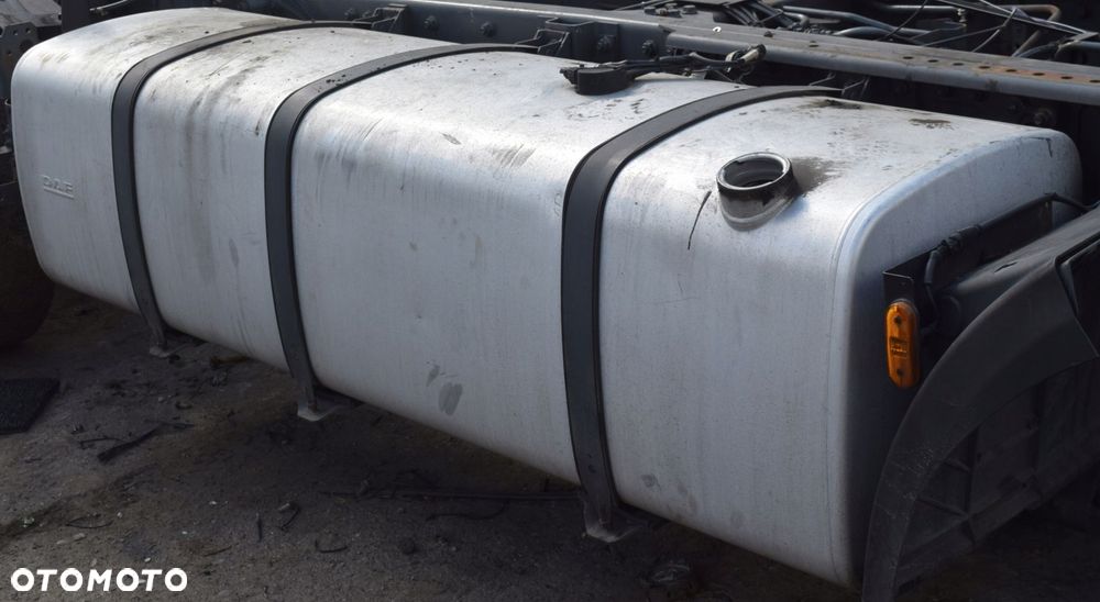 DAF 105 XF KOMLETNY ZBIORNIK PALIWA 870L - 3