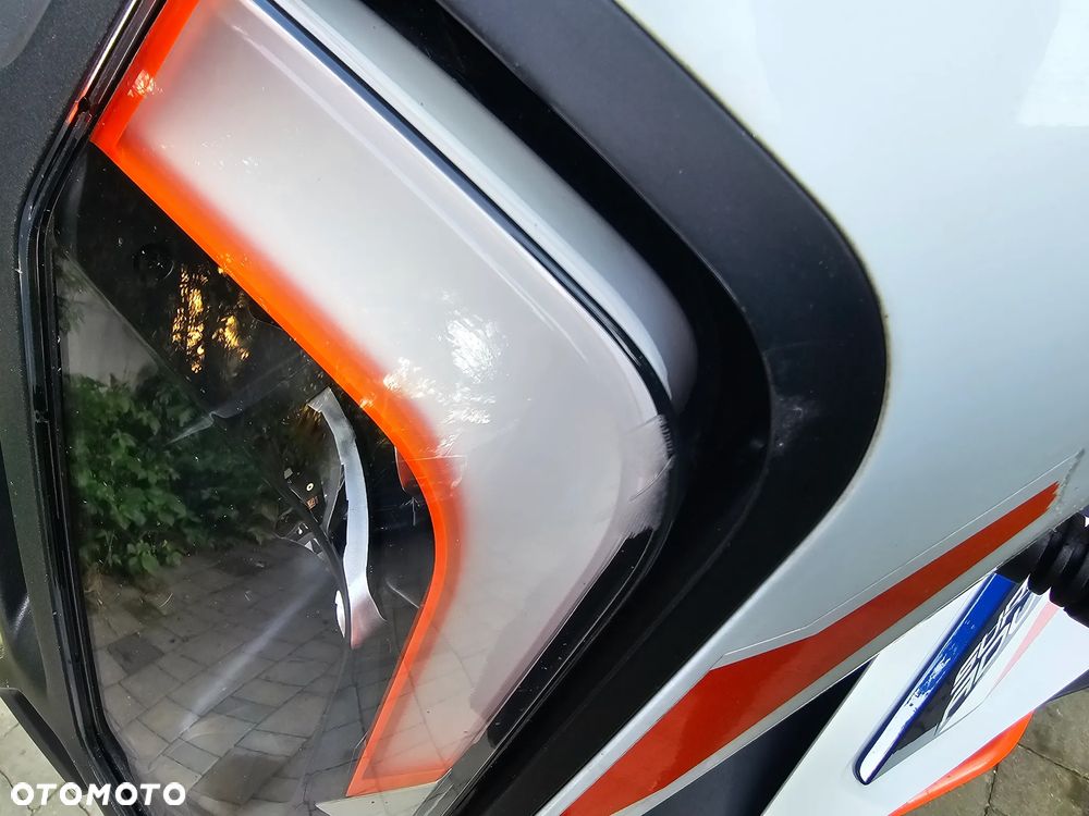 KTM Super Adventure - 25