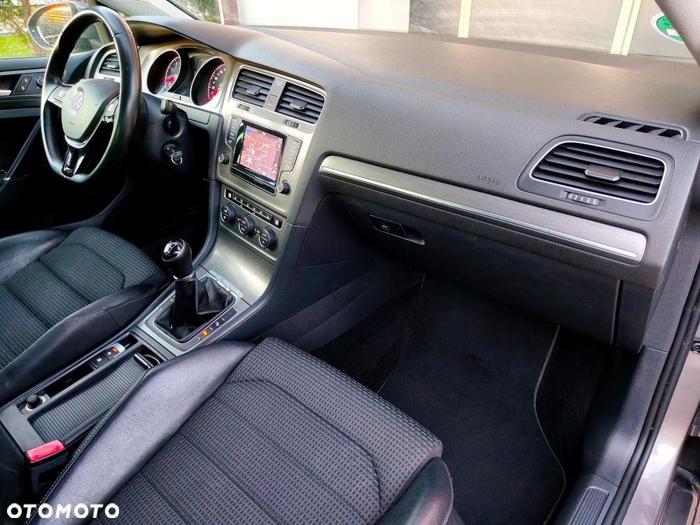 Volkswagen Golf 1.4 TSI BMT Comfortline Perfectline - 30