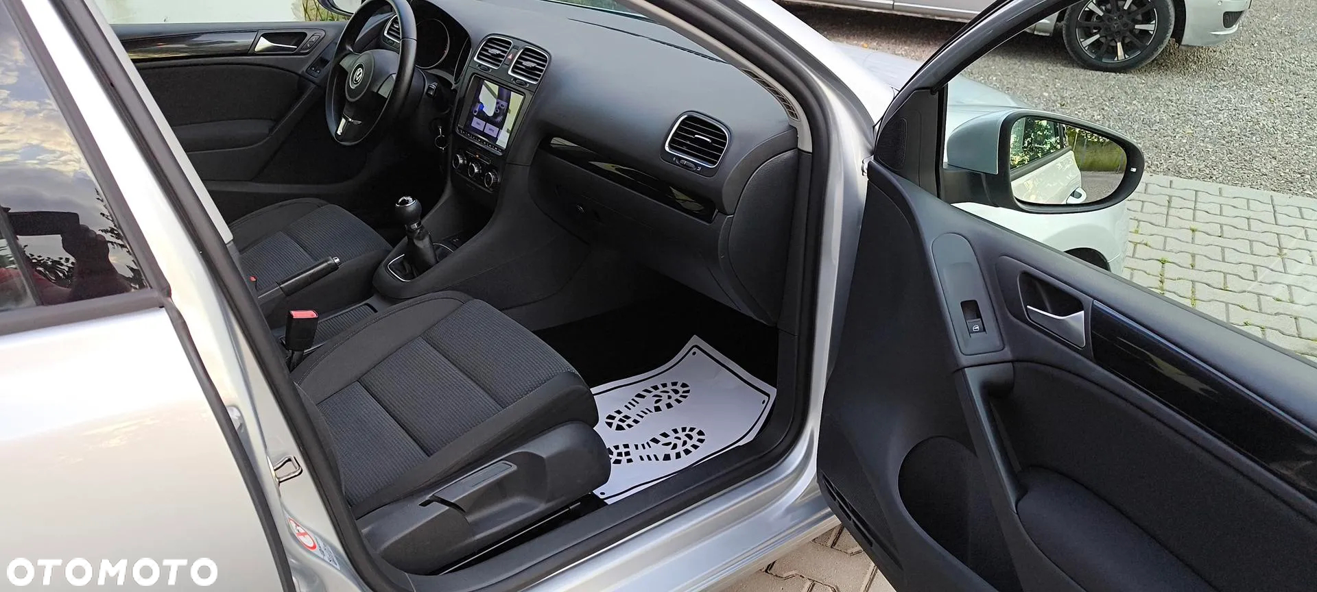 Volkswagen Golf VI 1.6 Comfortline - 9