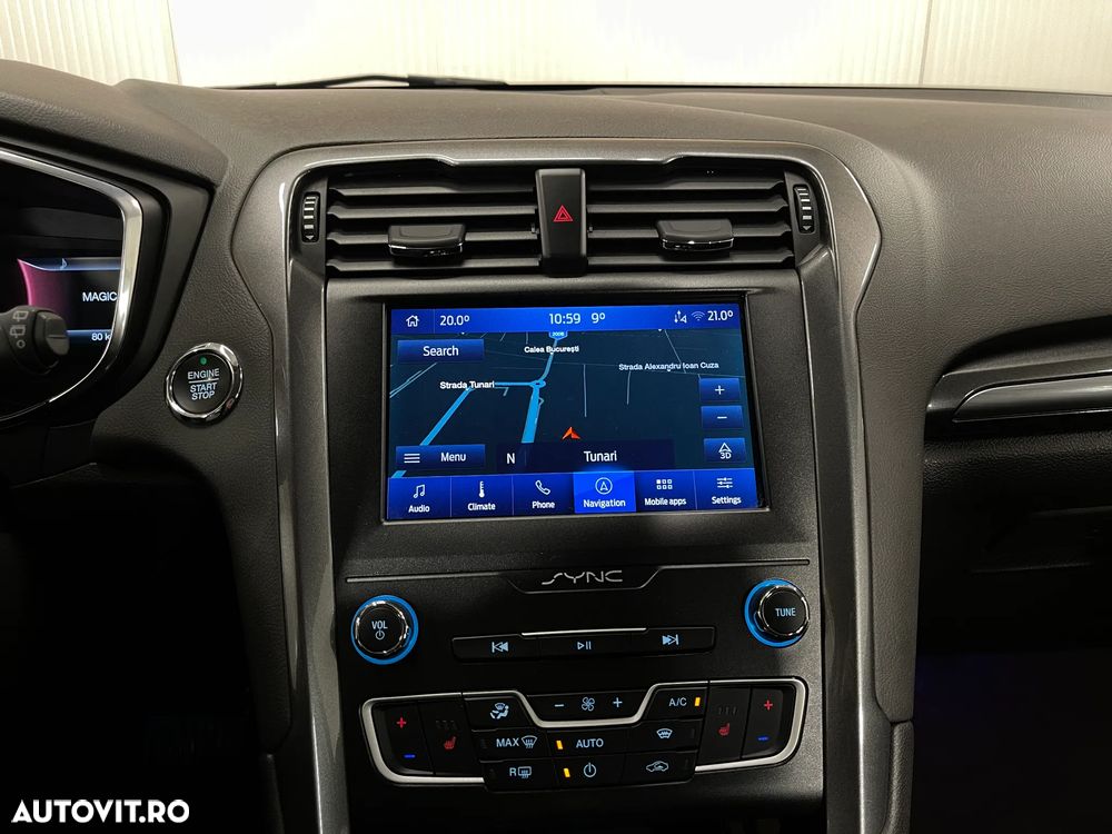 Ford Mondeo 2.0 HEV Titanium - 13