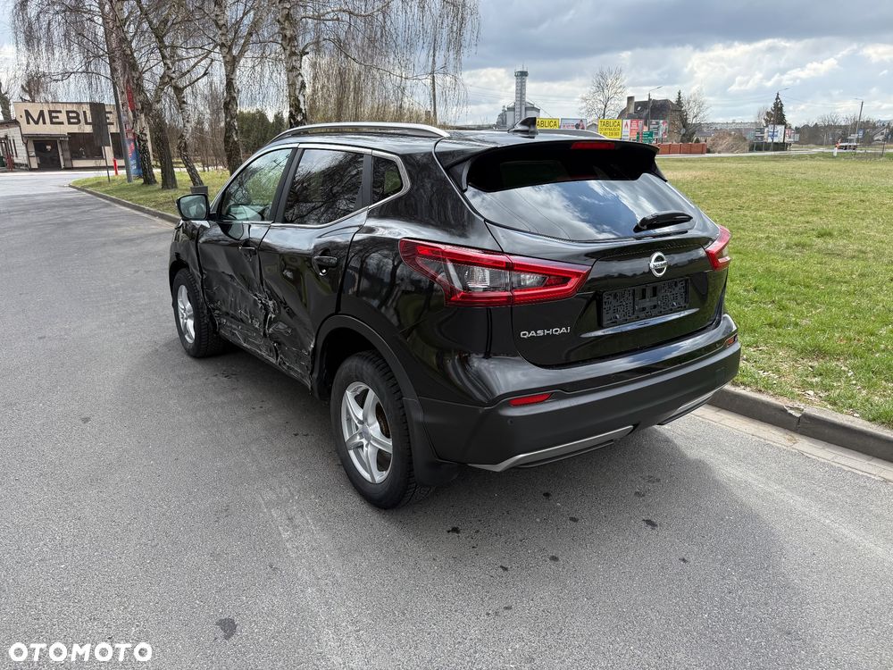 Nissan Qashqai 1.3 DIG-T DCT N-TEC - 6