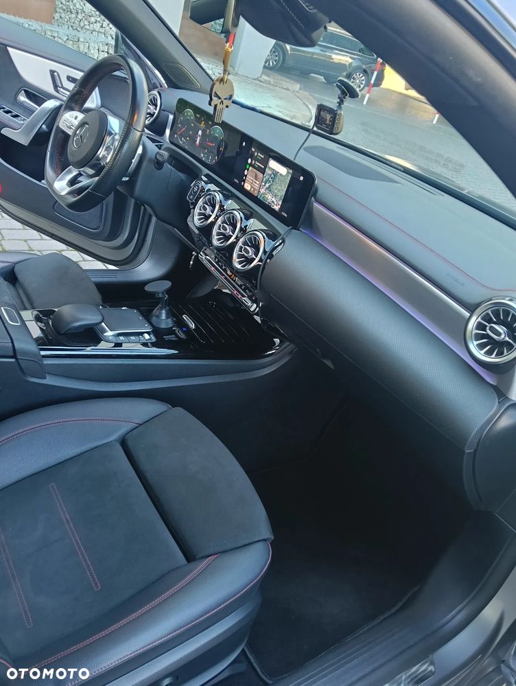 Mercedes-Benz CLA 200 d AMG Line 8G-DCT - 9