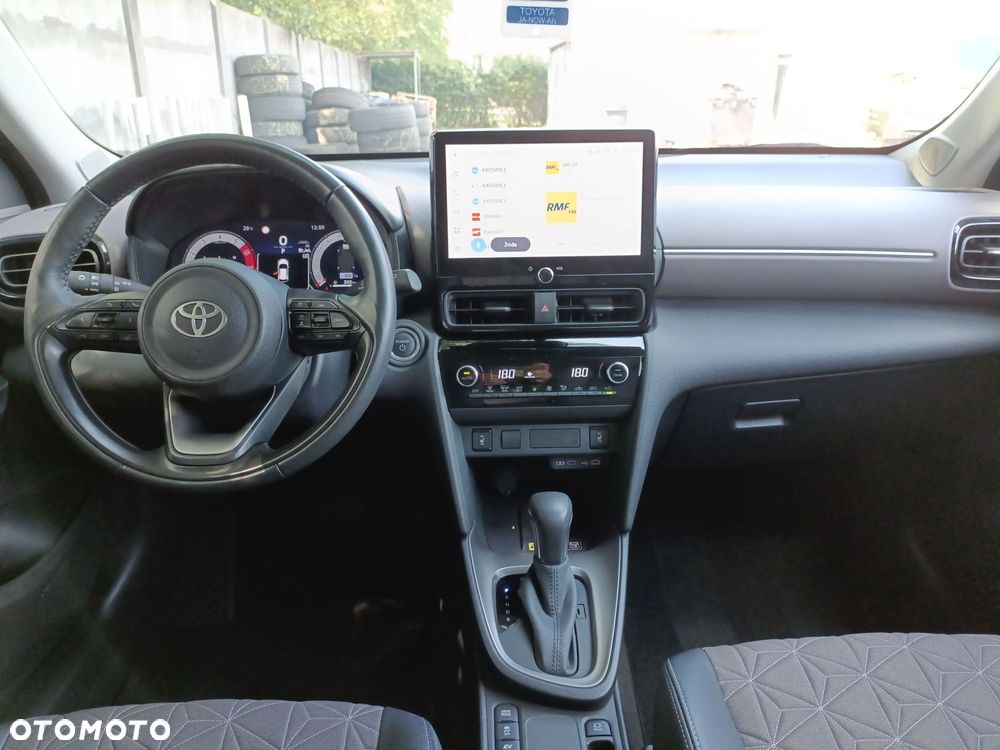 Toyota Yaris Cross Hybrid 1.5 Executive - 14