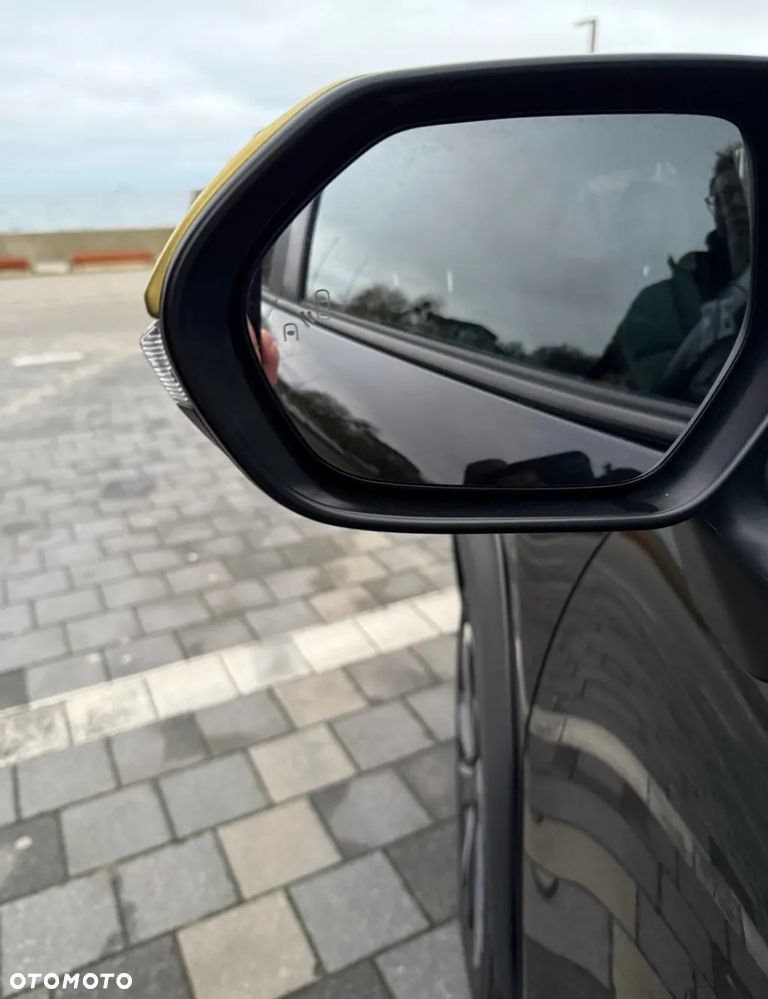 Toyota Yaris Hybrid 1.5 Premiere Edition - 24