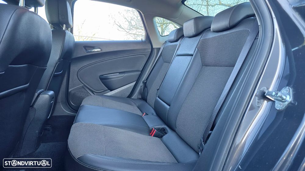 Opel Astra 1.7 CDTI Cosmo Start/Stop - 45