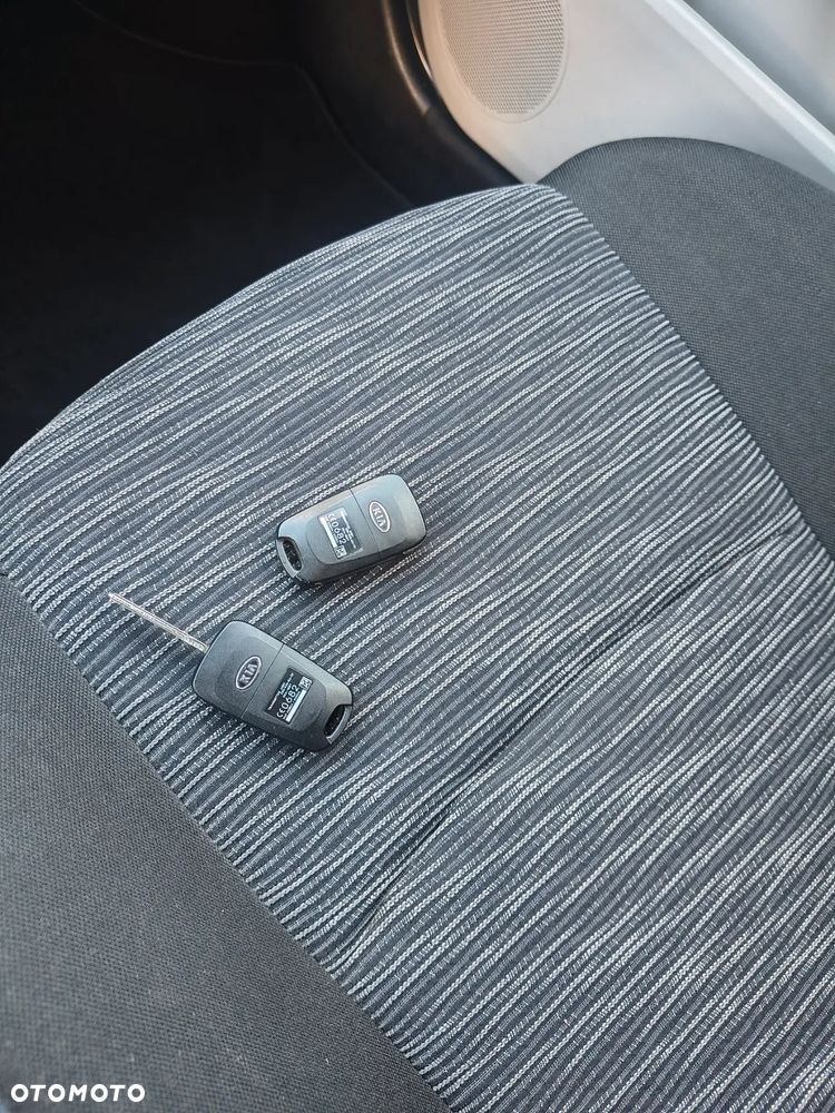 Kia Ceed 1.4 CVVT EX - 33