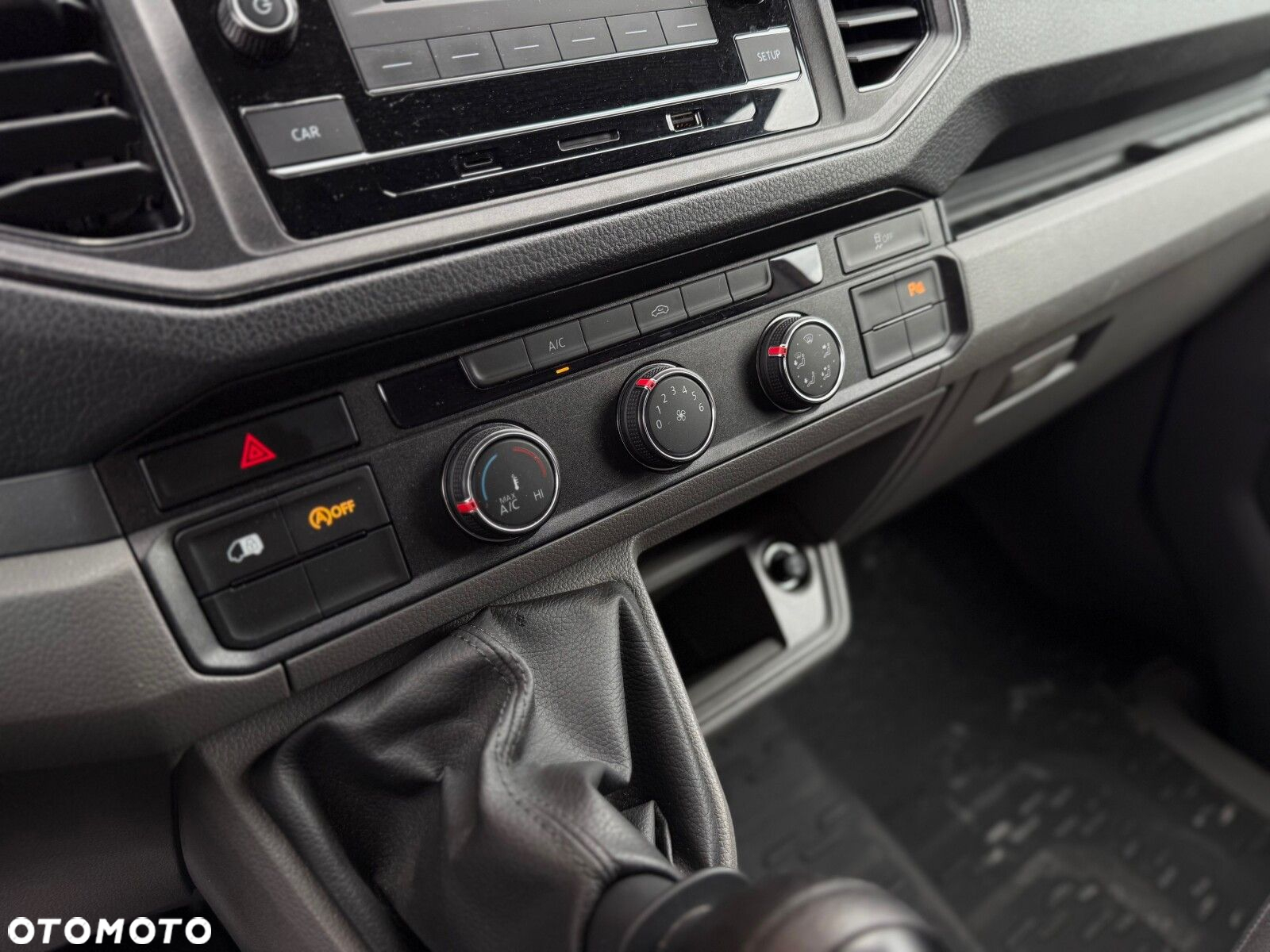 Volkswagen Crafter 35 furgon 140KM 3640 - 18