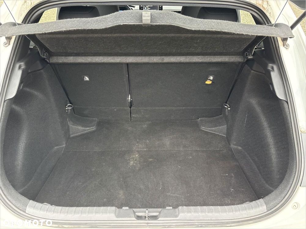 Toyota Corolla 1.8 Hybrid Comfort - 16