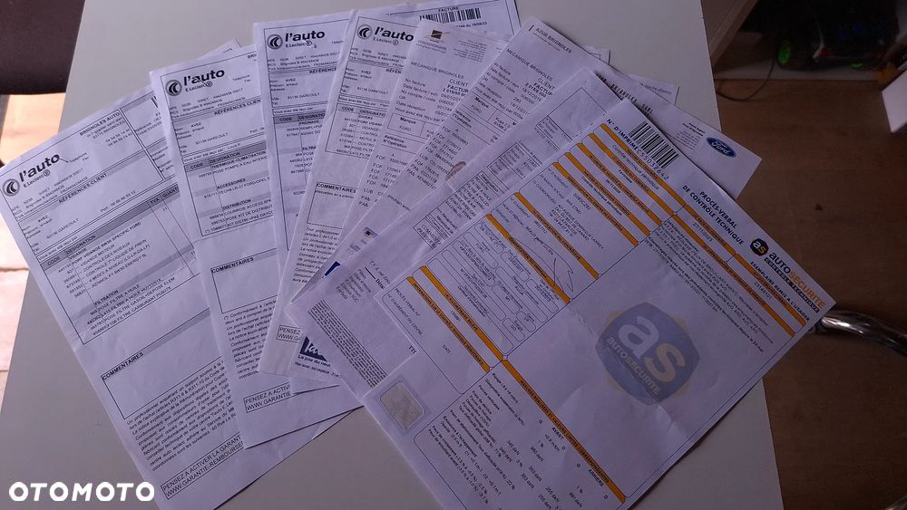 Ford Kuga 2.0 TDCi 2x4 Titanium - 27