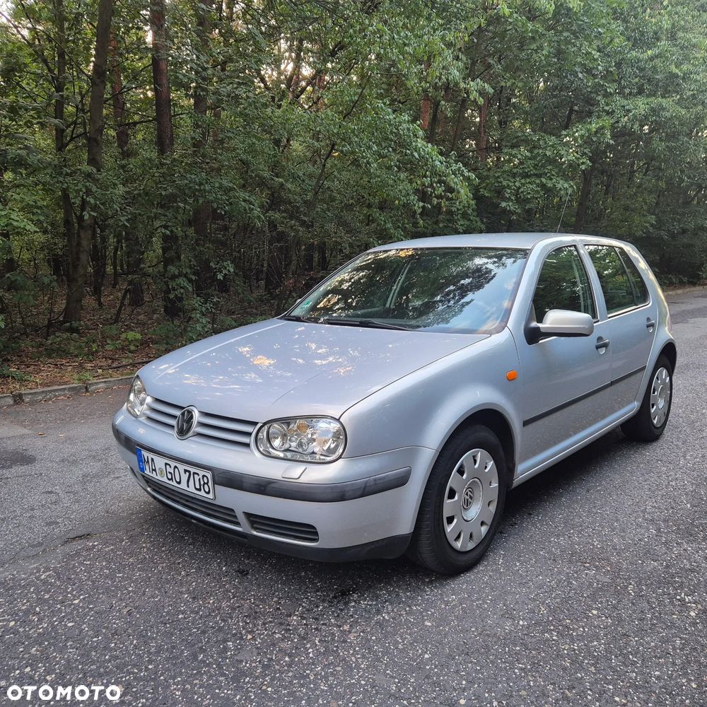 Volkswagen Golf 1.6 - 5