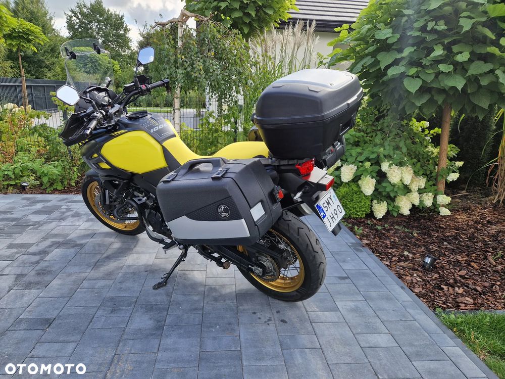 Suzuki V-STROM - 4