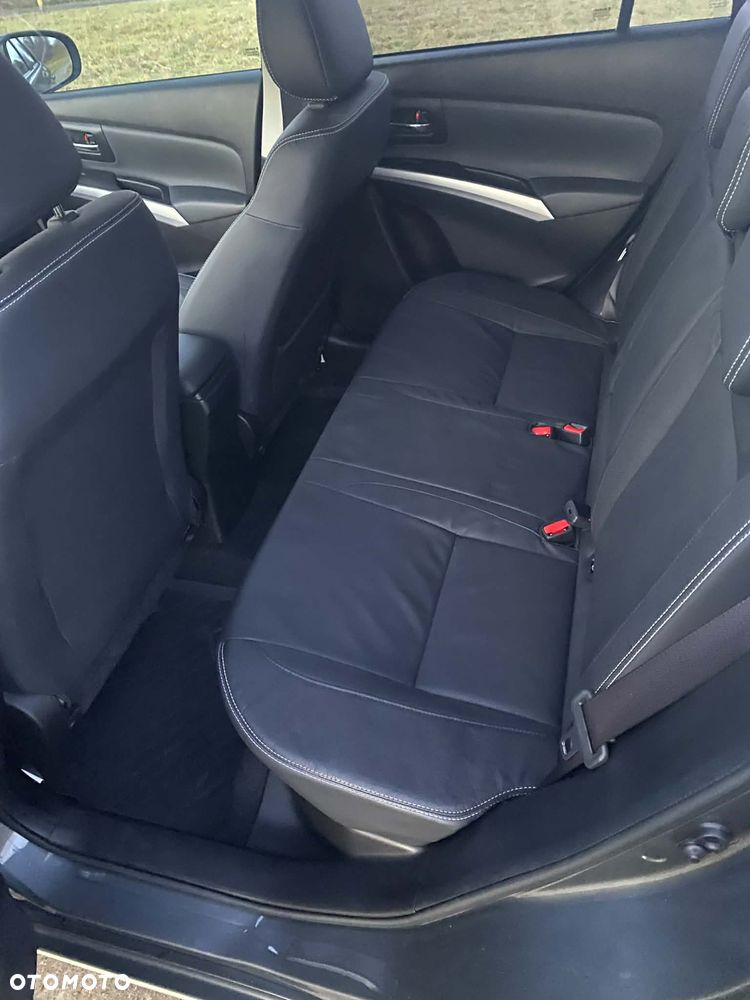 Suzuki SX4 S-Cross 1.4 T Elegance Sun 4WD - 12