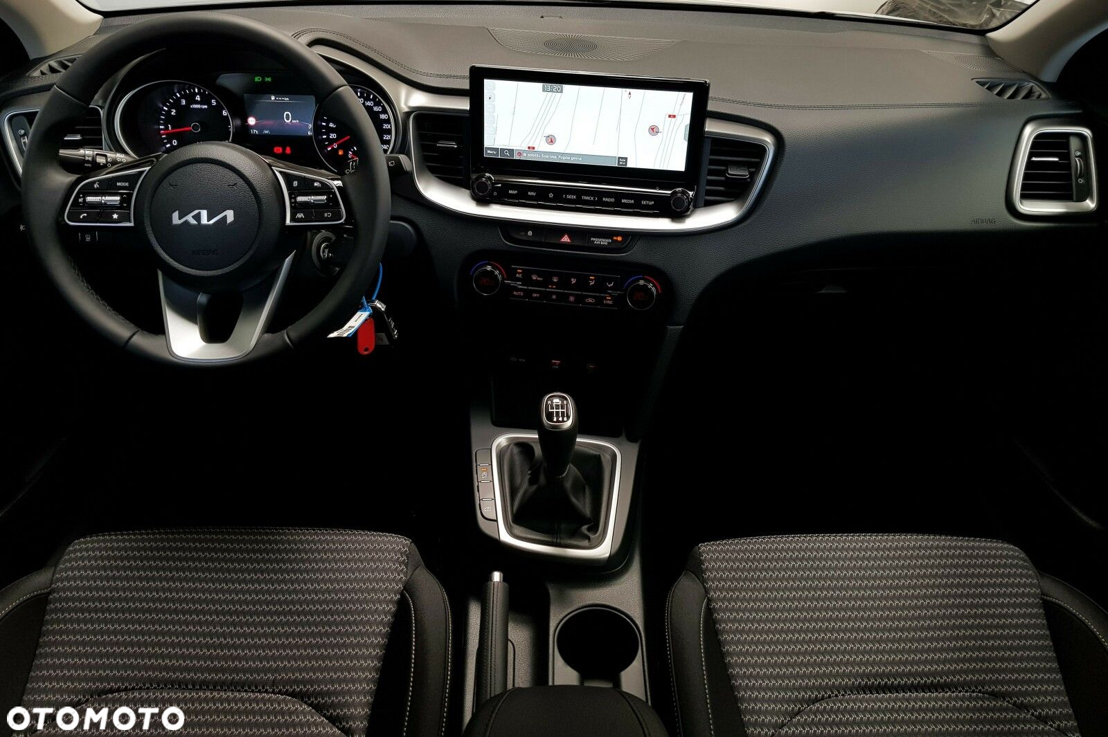 Kia Ceed - 17