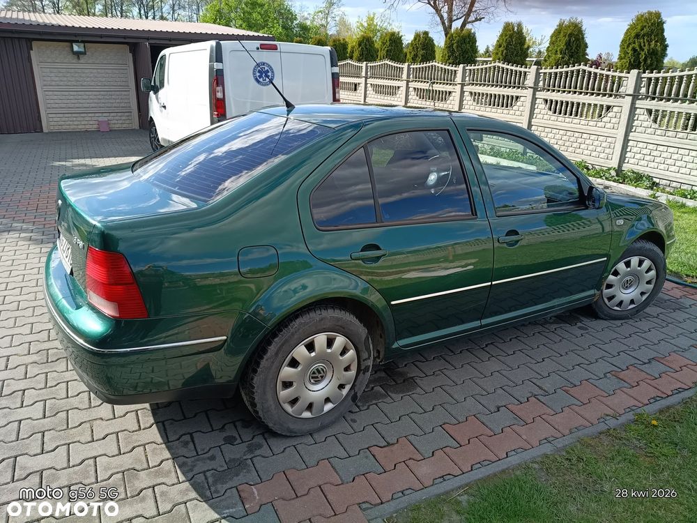 Volkswagen Bora - 1
