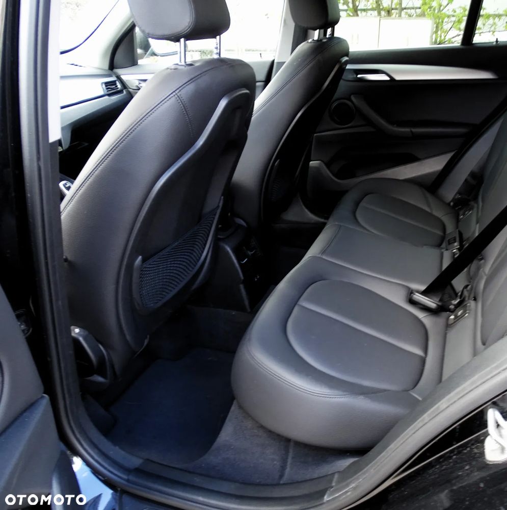 BMW X1 sDrive18d Advantage sport - 13