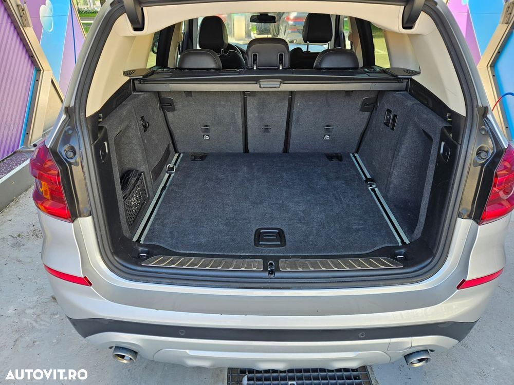 BMW X3 xDrive20d AT xLine - 31