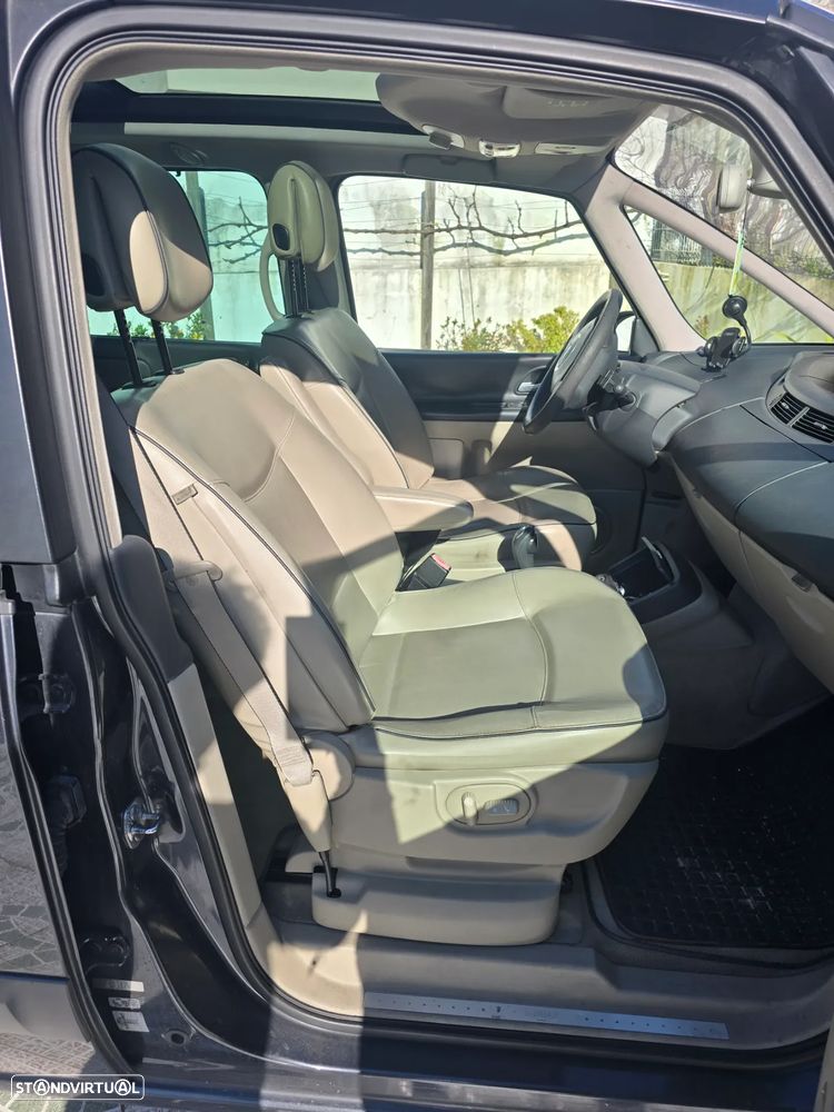 Renault Espace 2.0 dCi Initiale 7L Aut. - 8