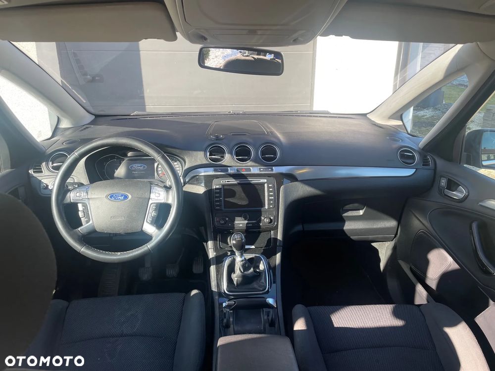 Ford S-Max 2.0 TDCi DPF Titanium - 6