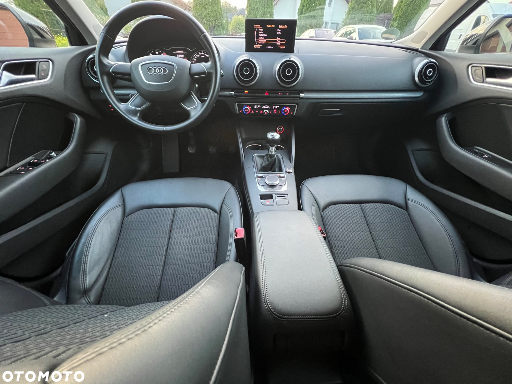 Audi A3 1.4 TFSI Premiere Edition - 22