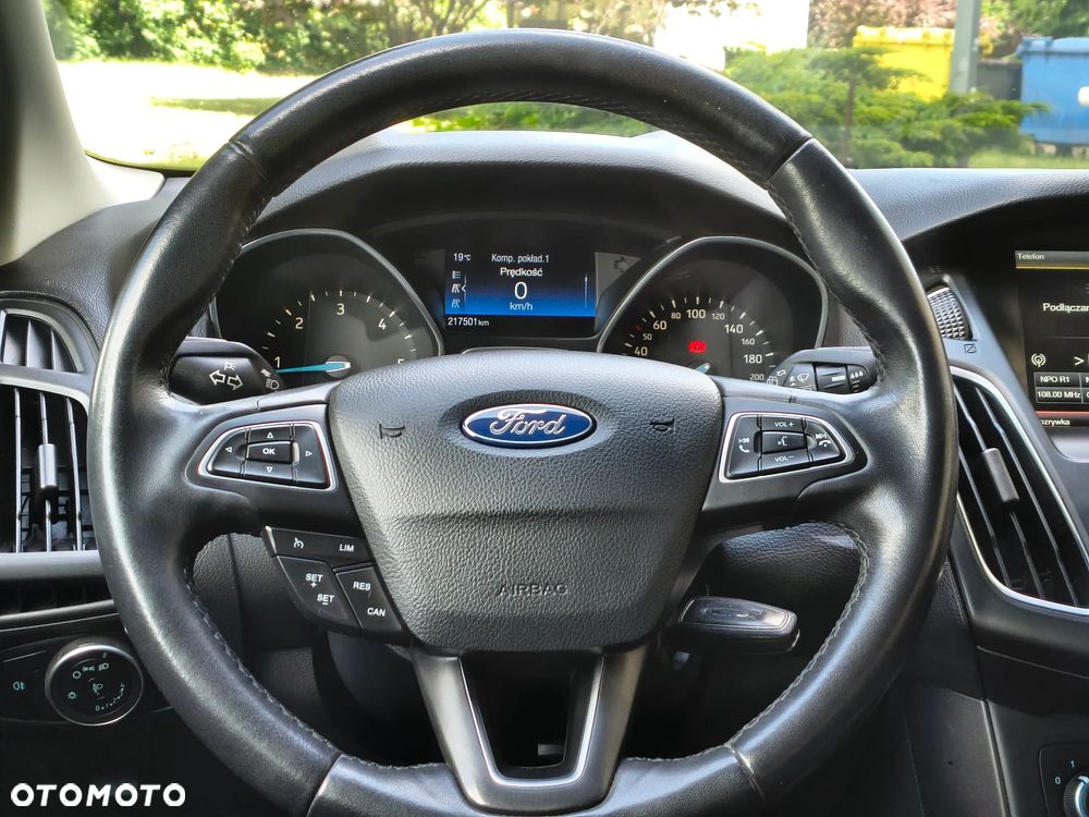 Ford Focus 1.5 TDCi SYNC Edition - 24