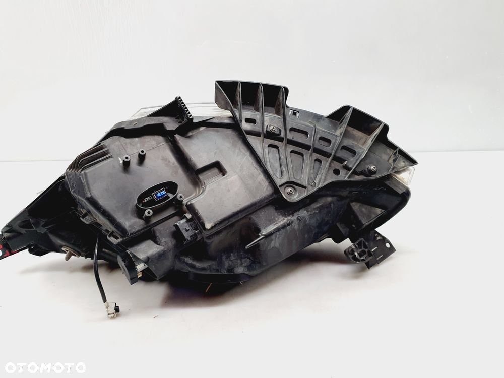 Lampa Prawa przednia Citroen C4 Picasso Xenon - 6